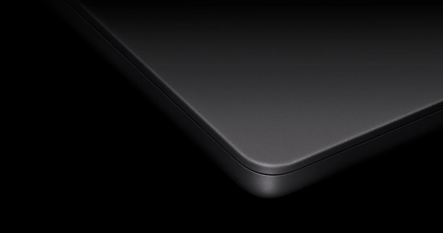 MacBook Pro 16 OLED M5 Pro 48/1TB Space Black — дизайн и цвет корпуса