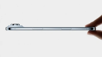 iPhone Air 2025 — ультратонкий смартфон Apple.